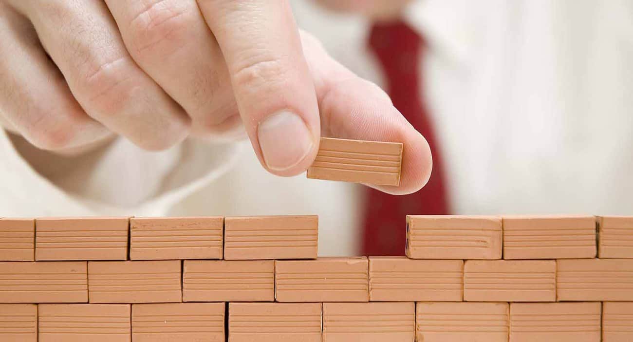 What Can a Party Wall Delay Actually Cost a Project Leyland?